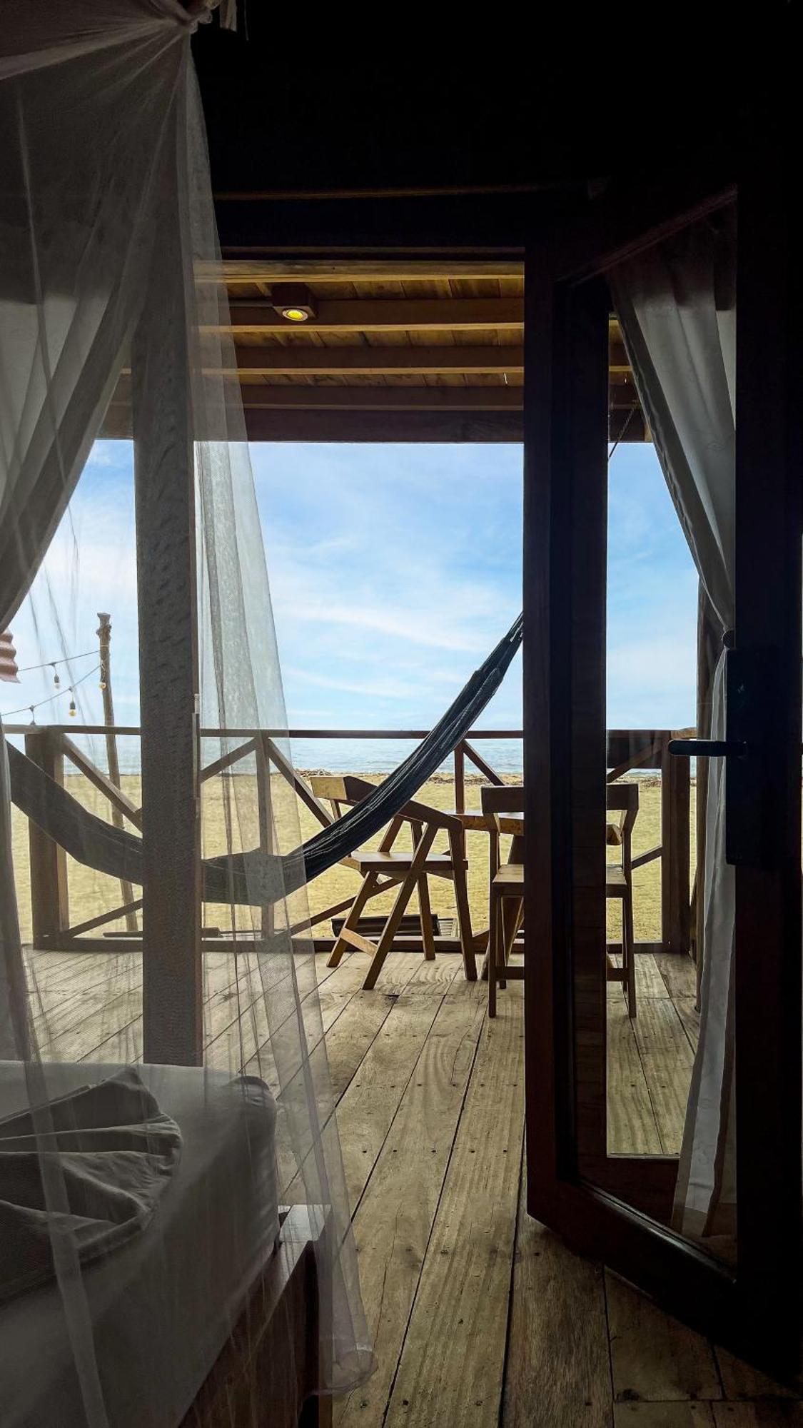 Hostal Mocambo Beach Guachaca Eksteriør billede