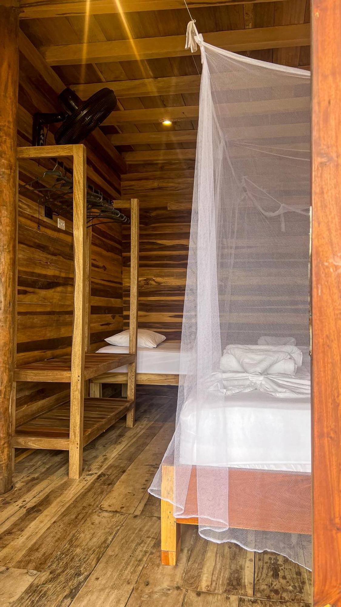 Hostal Mocambo Beach Guachaca Eksteriør billede