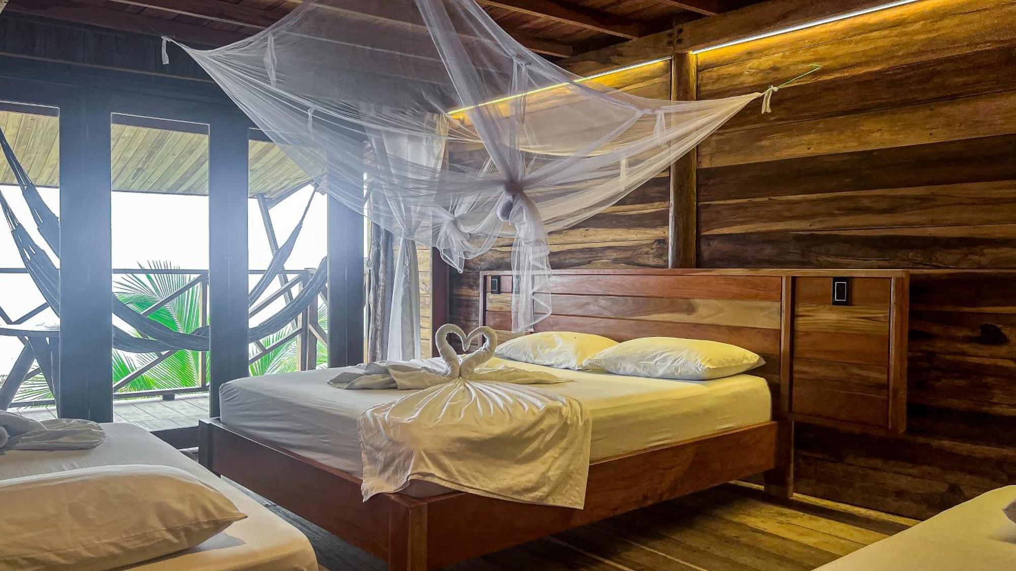 Hostal Mocambo Beach Guachaca Eksteriør billede