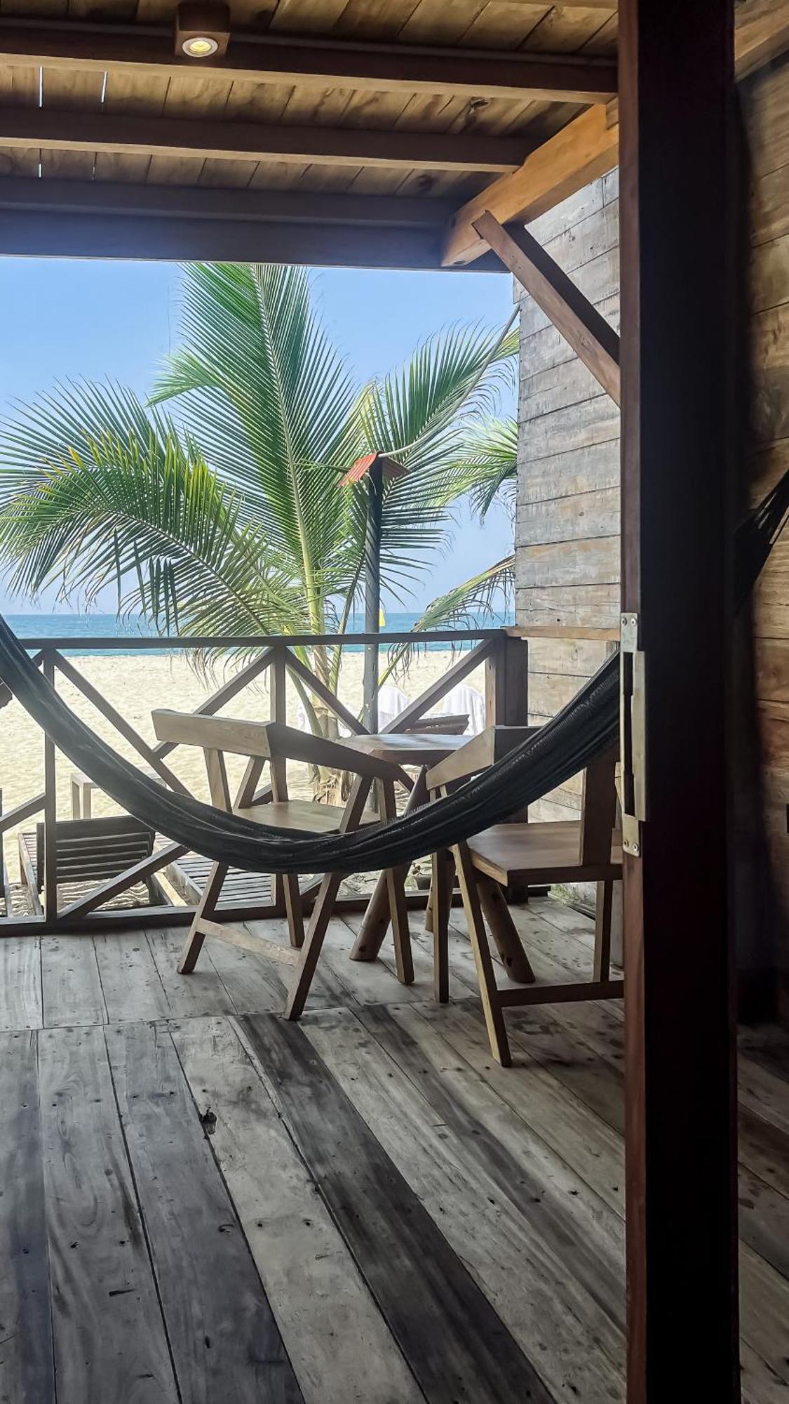 Hostal Mocambo Beach Guachaca Eksteriør billede